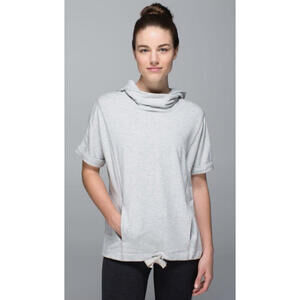 Lululemon Serenity Pullover Hoodie Sweatshirt Sz 8 Heathered Gray Short Sleeve